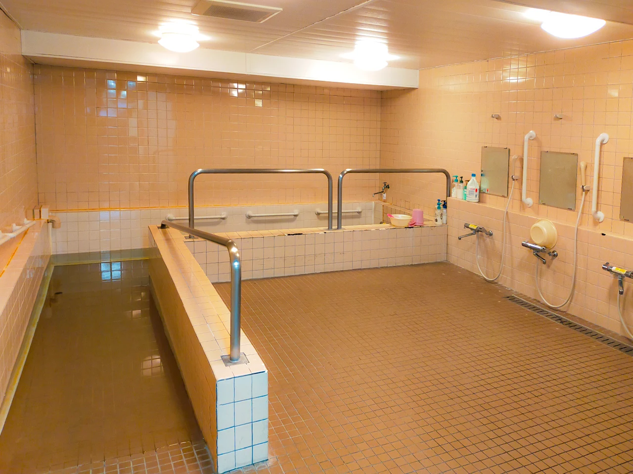 らいおんハートリハビリ温泉デイサービス五井の写真2